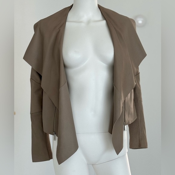 BCBG Maxazria  genuine Goat Leather Moto Jacket Taupe size XXS NWOT - Picture 3 of 7